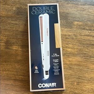 Conair Double Ceramic Flat Iron NWT